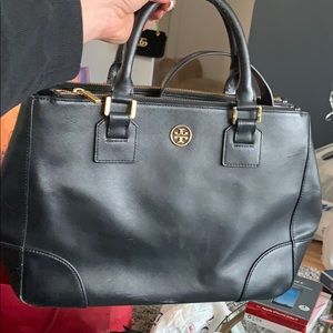 Tory Burch Classic Robinson Black Tote